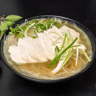 Phở Gà Mềm