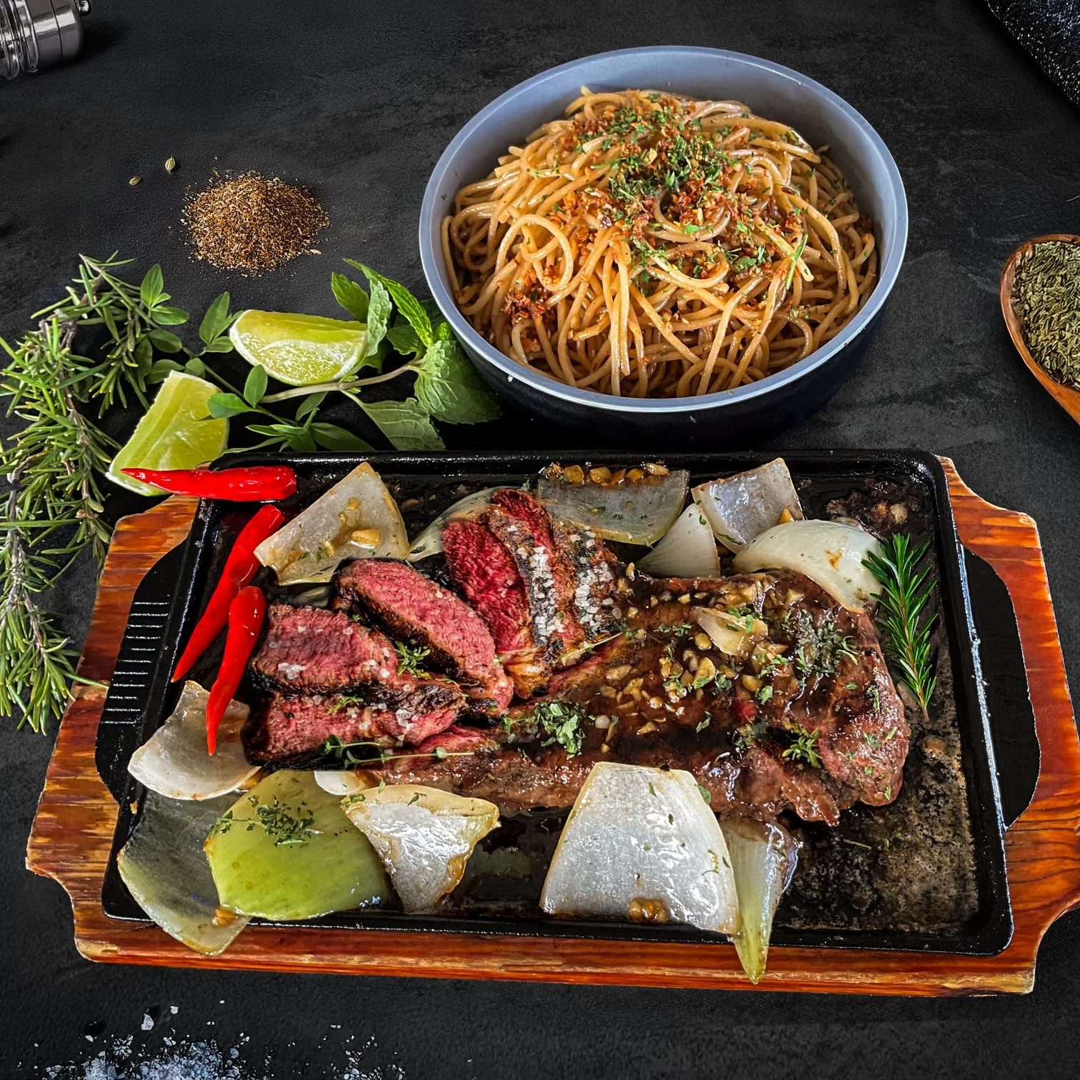 Bò New York Steak.
