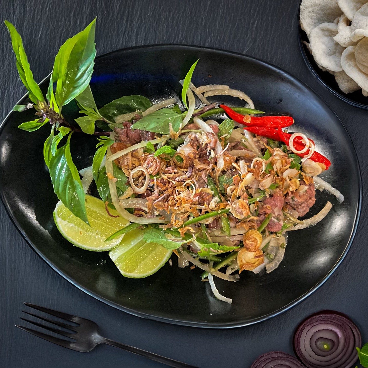 Gỏi Bò Tái Chanh.